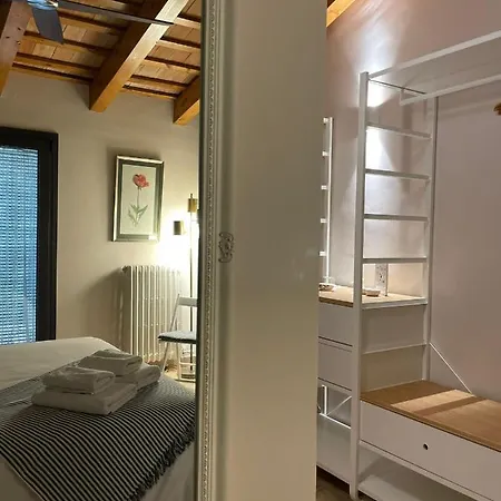 Habitación en casa particular Laindustria *